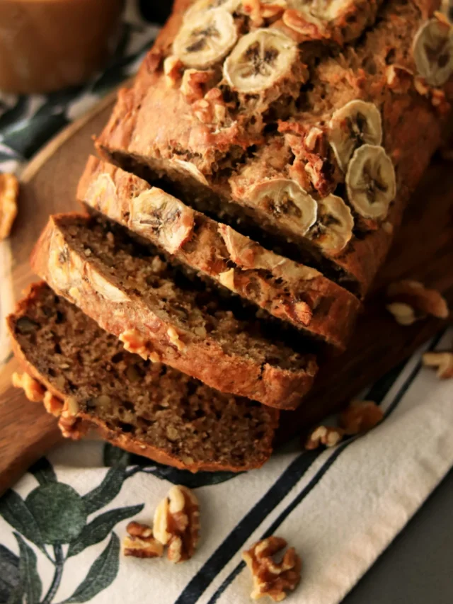 This Healthy Vegan Banana Bread Is a Must-Try